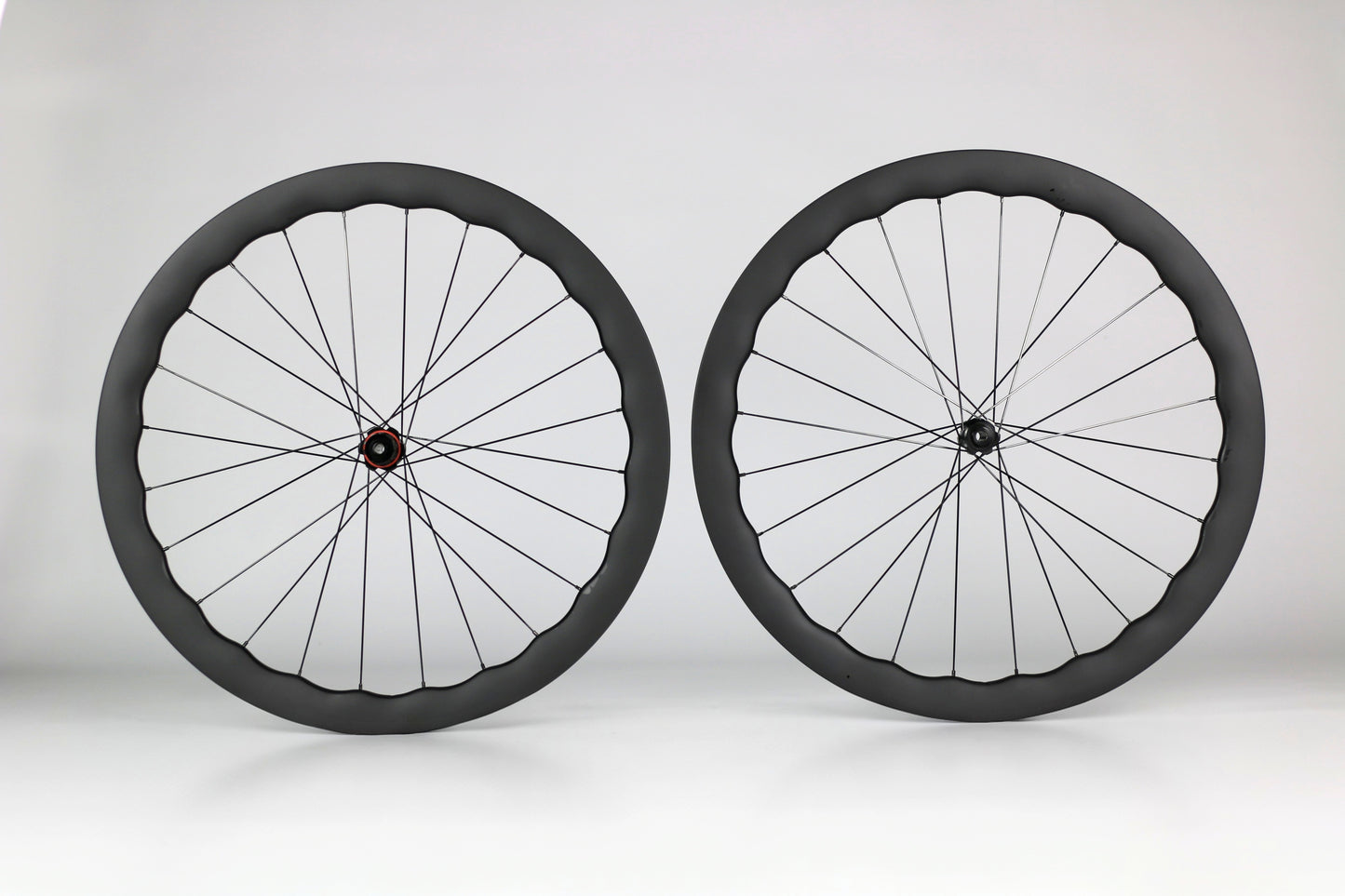 gravel bike laufradsatz 28 zoll Mai GRV Carbon Laufradsatz Disc Allroad Gravel 700c – Mai Bikes