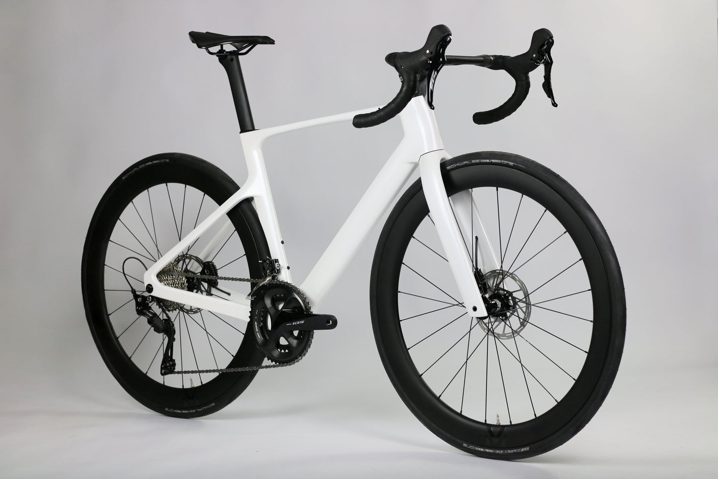 Mai Glide 500 - Carbon Aero Rennrad - Shimano 105
