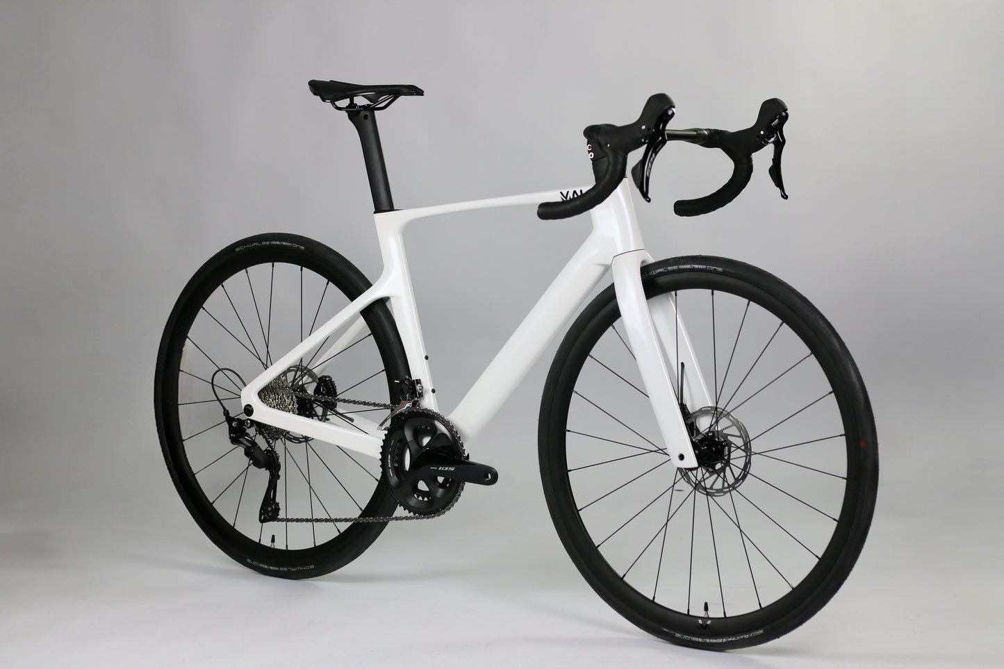 Mai Glide 500 - Carbon Aero Rennrad - Shimano 105