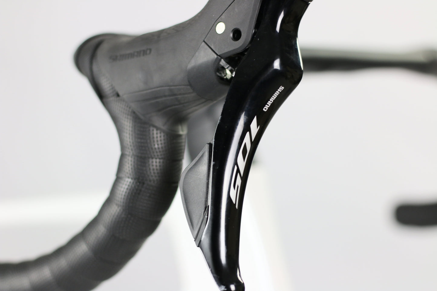 Mai Glide 500 - Carbon Aero Rennrad - Shimano 105