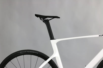 Mai Glide 700 - Carbon Aero Rennrad - SRAM Rival AXS 2x12