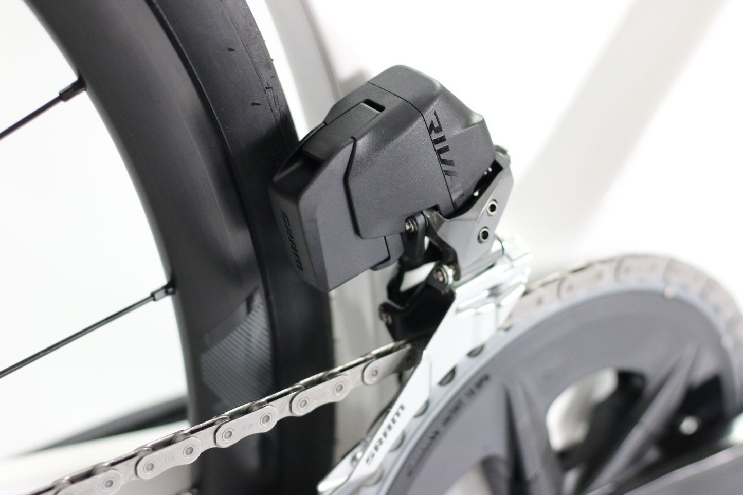 Mai Glide 700 - Carbon Aero Rennrad - SRAM Rival AXS 2x12