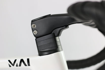 Mai Glide 700 - Carbon Aero Rennrad - SRAM Rival AXS 2x12