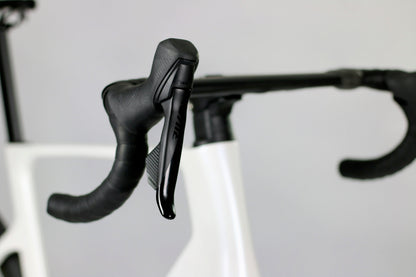 Mai Glide 700 - Carbon Aero Rennrad - SRAM Rival AXS 2x12