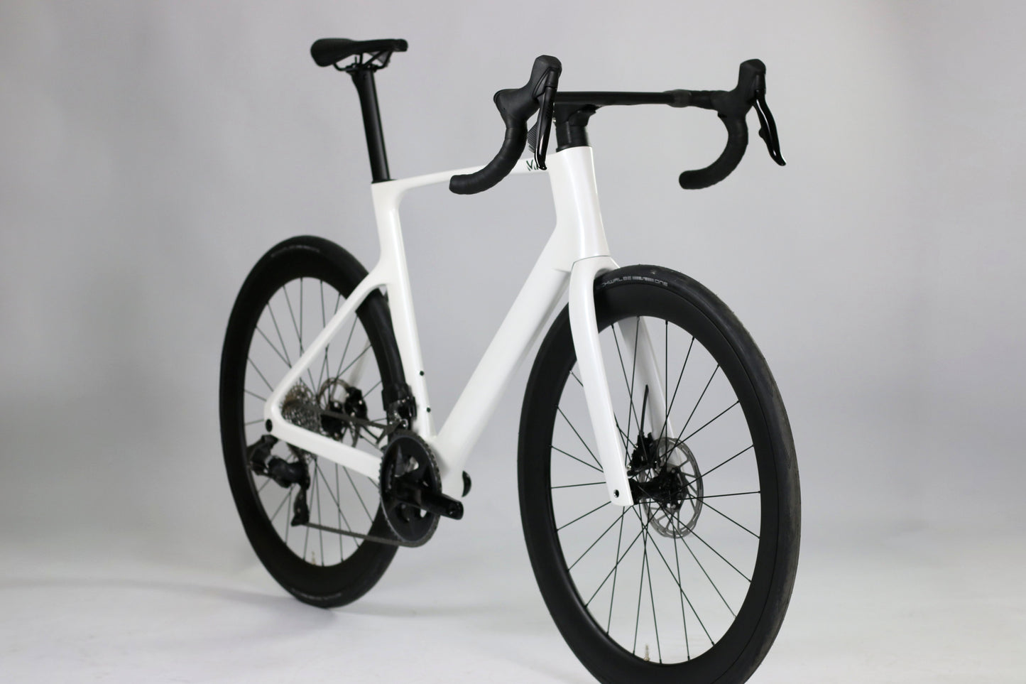 Mai Glide 700 - Carbon Aero Rennrad - SRAM Rival AXS 2x12
