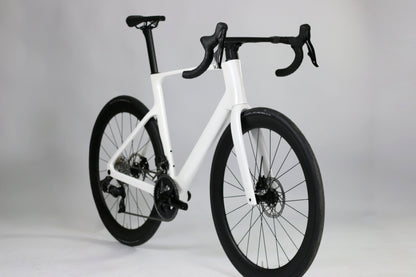 Mai Glide 700 - Carbon Aero Rennrad - SRAM Rival AXS 2x12
