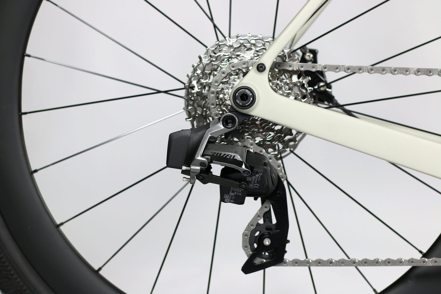 Mai Versa CGP Allroad 800 - Carbon Gravelbike - SRAM Rival AXS 2x12