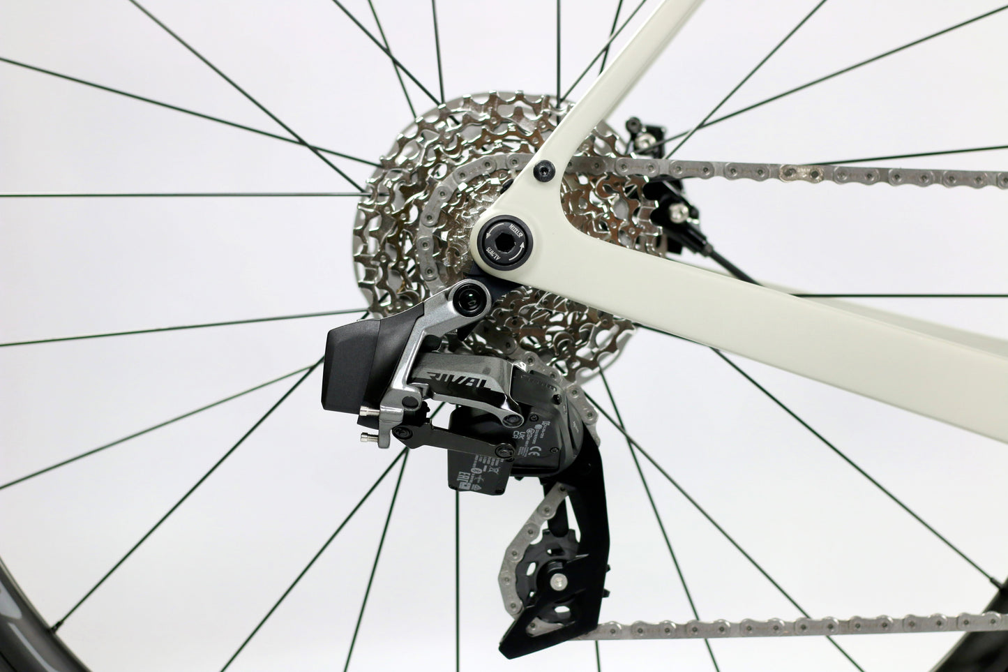 Mai Versa CGP Allroad 800 - Carbon Gravelbike - SRAM Rival AXS 2x12