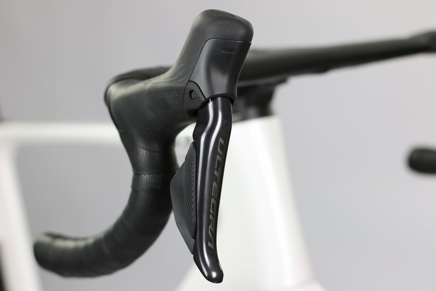 Mai Glide 1000 EVO - Carbon Aero Rennrad - Shimano Ultegra Di2 2x12