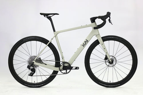 Mai Versa CGP Allroad 700 - Carbon Gravelbike - SRAM Apex XPLR AXS 1x12