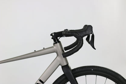 Mai Indie 800 - Aluminium Gravelbike - Wheeltop EDS GeX 1x13